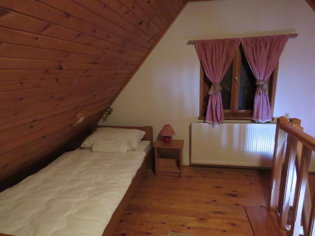 Guesthouse Stefanac Otocac Ngoại thất bức ảnh